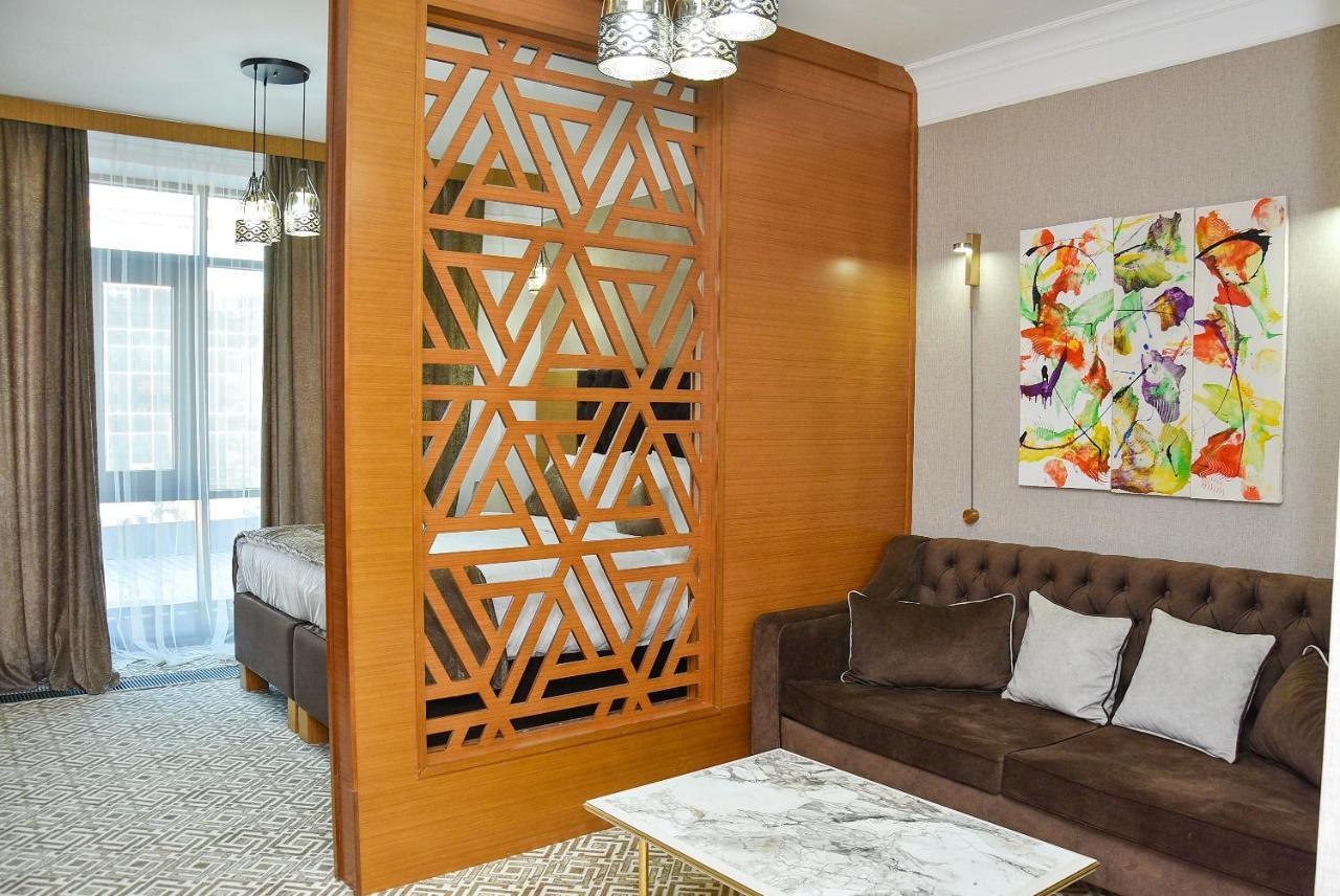 Hotel Ramada By Wyndham Turkistan Exteriér fotografie