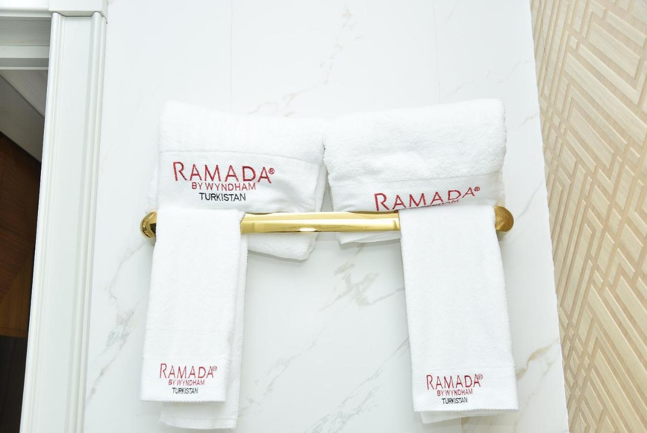 Hotel Ramada By Wyndham Turkistan Exteriér fotografie